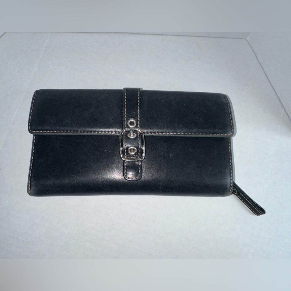 COACH Vintage Black Leather Buckle Wallet